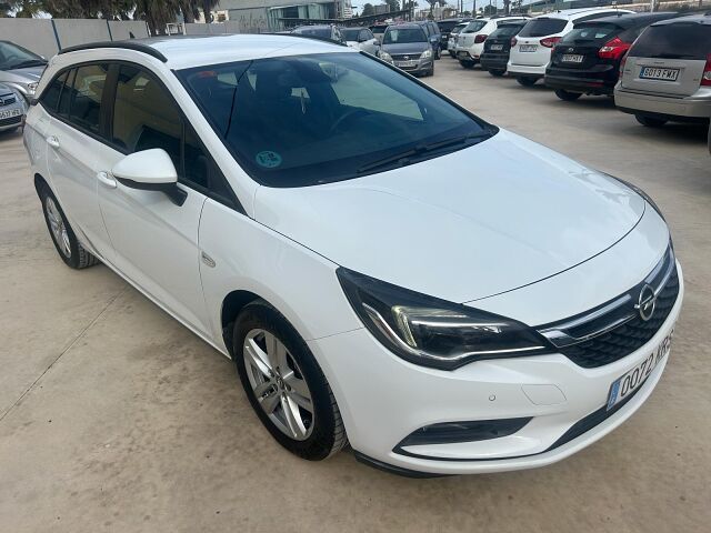 OPEL ASTRA SELECTIVE ESTATE 1.4 SIDI AUTO SPANISH LHD IN SPAIN 116000 MILES 2018